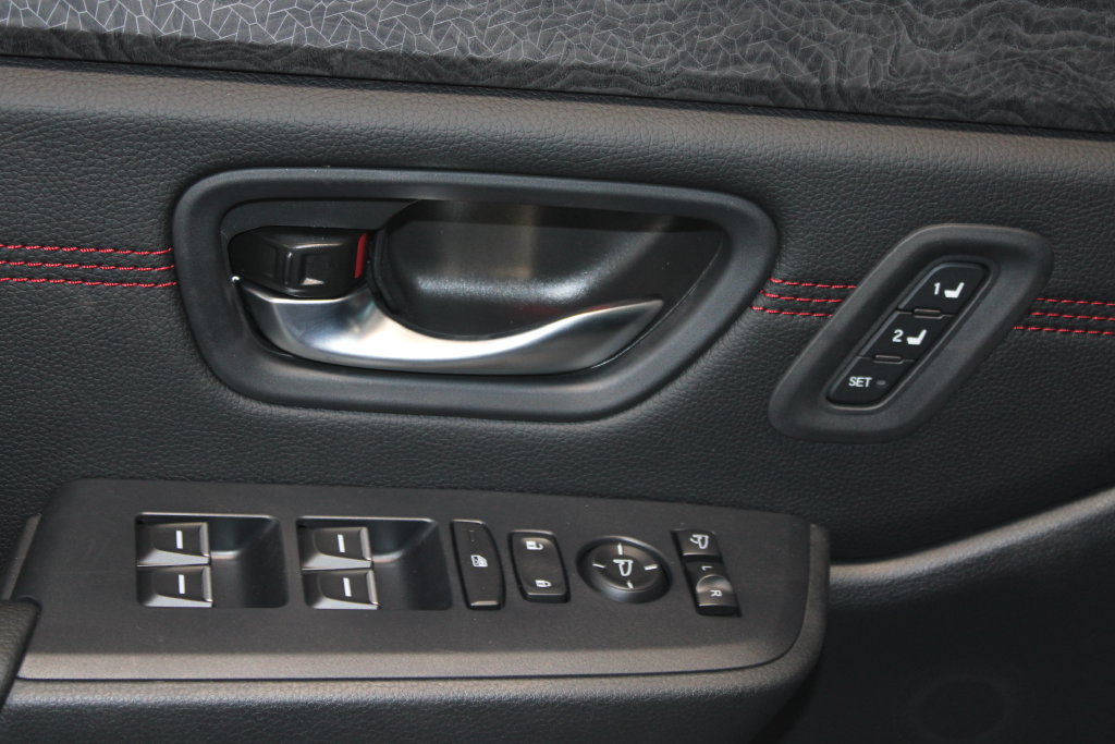 New 2026 Honda Pilot Black Edition image 15