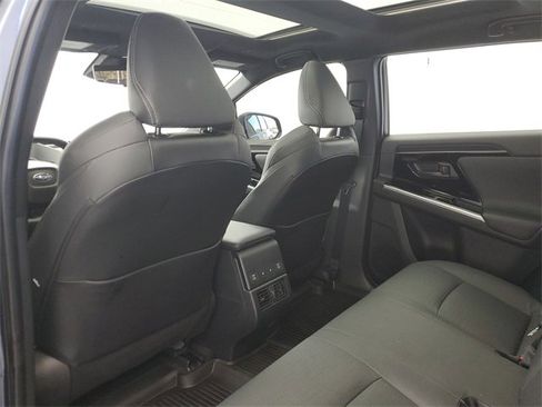 Used 2024 Subaru Solterra Touring w/ Touring Package image 15