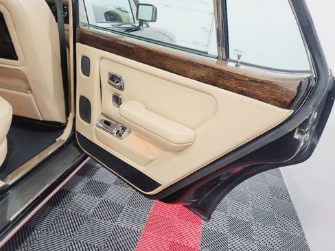 Used 1990 Bentley Mulsanne S image 17