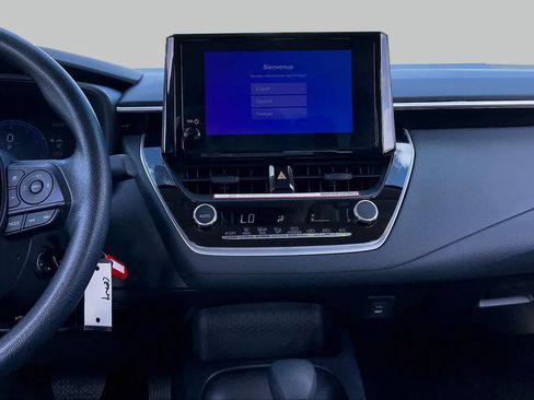 Used 2026 Toyota Corolla LE FWD image 7