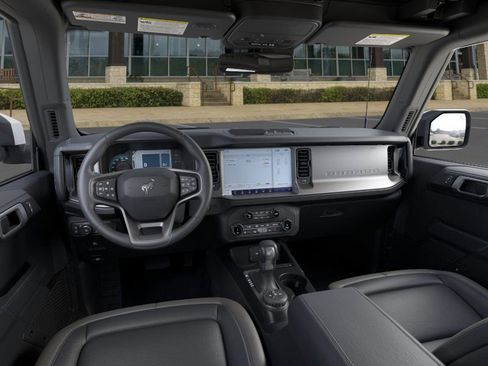 New 2025 Ford Bronco Outer Banks image 9