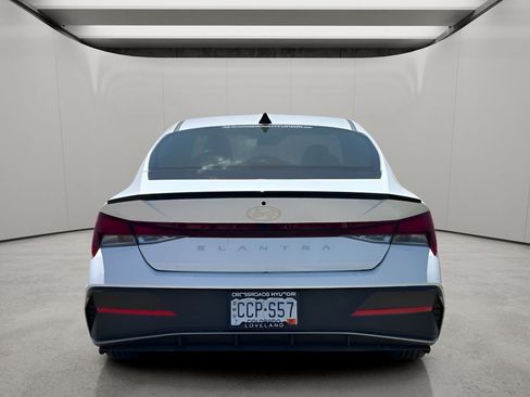 Used 2025 Hyundai Elantra Sport image 3