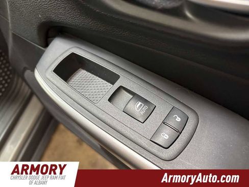 Used 2020 Jeep Cherokee Latitude Plus w/ Cold Weather Group image 35