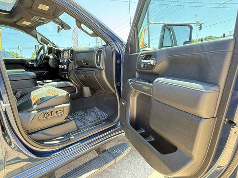 Used 2020 GMC Sierra 2500 AT4 w/ AT4 Premium Package AWD/4WD image 61