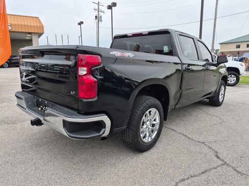 Used 2021 Chevrolet Silverado 1500 LT AWD/4WD image 33