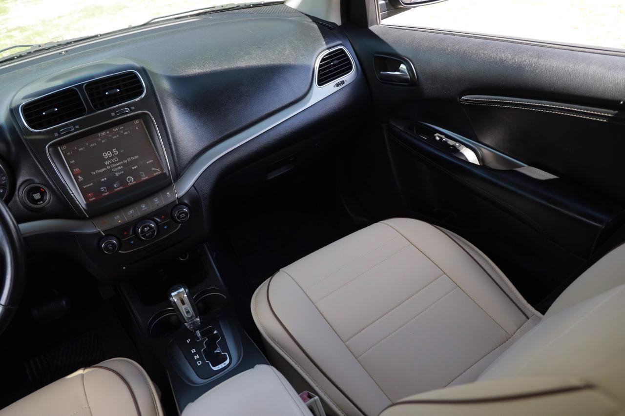 Used 2018 Dodge Journey Crossroad AWD/4WD image 21