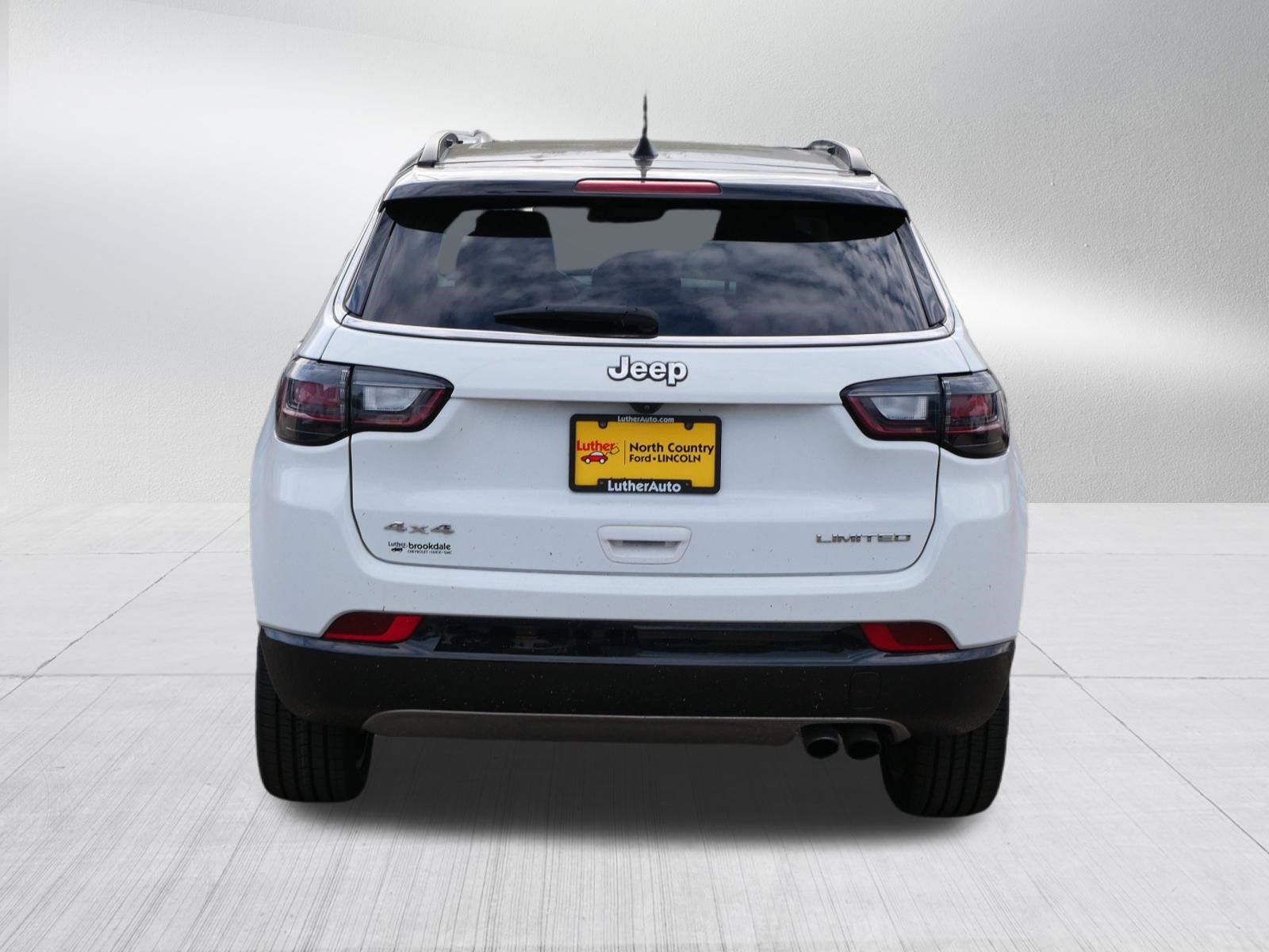 Used 2022 Jeep Compass Limited w/ Elite Group AWD/4WD image 6