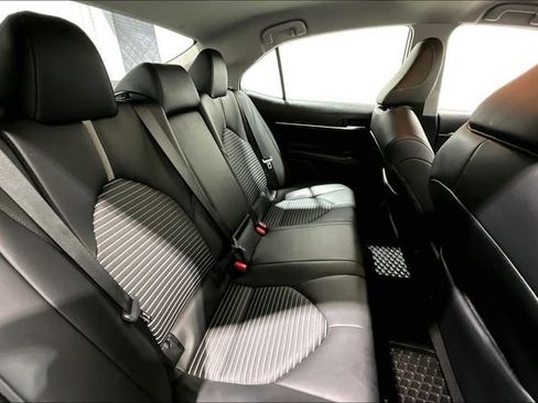 Used 2024 Toyota Camry SE FWD image 26