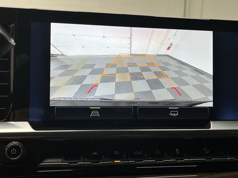 Certified 2022 Chevrolet Silverado 1500 LT image 6