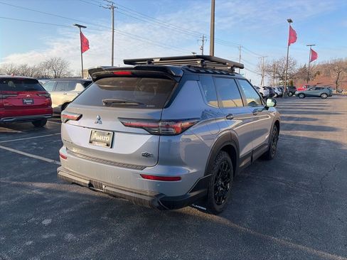 New 2026 Mitsubishi Outlander AWD image 8