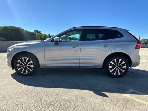 Certified 2023 Volvo XC60 B5 Core w/ Climate Package AWD/4WD image 5