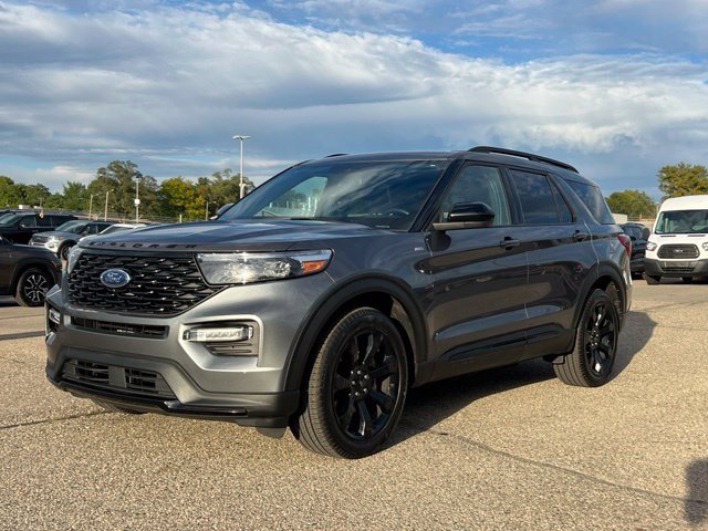 Certified 2023 Ford Explorer ST-Line w/ Class IV Trailer Tow Package AWD/4WD image 29