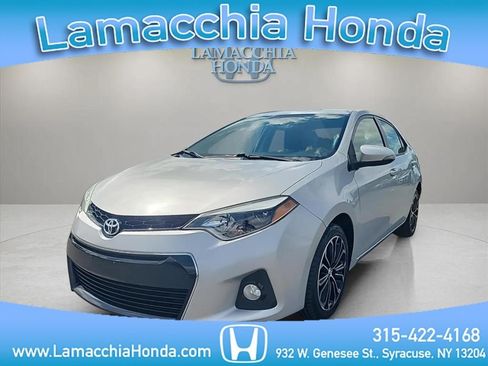 Used 2015 Toyota Corolla S FWD image 1