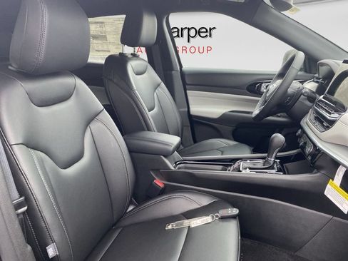 New 2026 Jeep Compass Limited AWD/4WD image 11