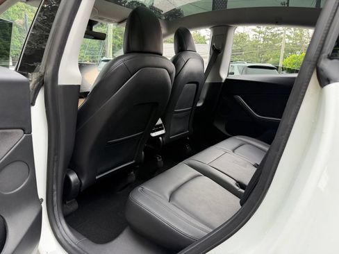 Used 2020 Tesla Model Y Long Range AWD/4WD image 30