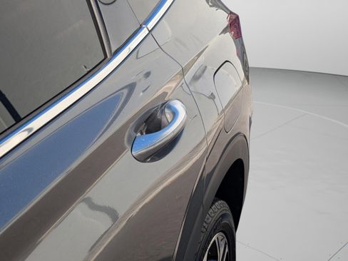 Used 2019 Hyundai Santa Fe Limited image 17