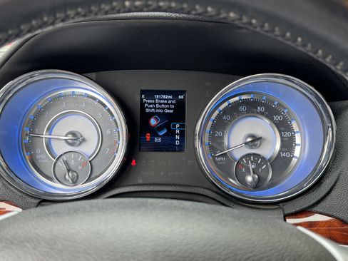 Used 2012 Chrysler 300 Limited AWD/4WD image 20