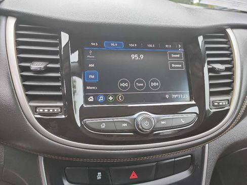 Used 2020 Chevrolet Trax LS w/ Tint and Cruise Package FWD image 23