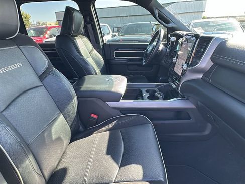 Used 2022 RAM 3500 Laramie image 15