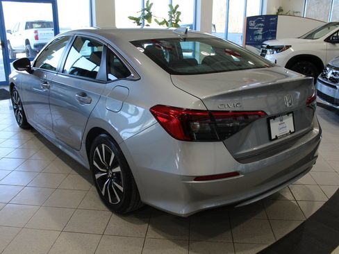 Certified 2023 Honda Civic EX image 7