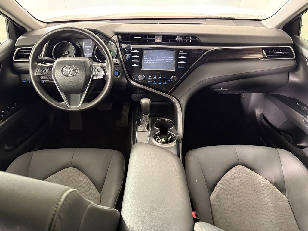 Used 2020 Toyota Camry LE w/ Convenience Package FWD image 29