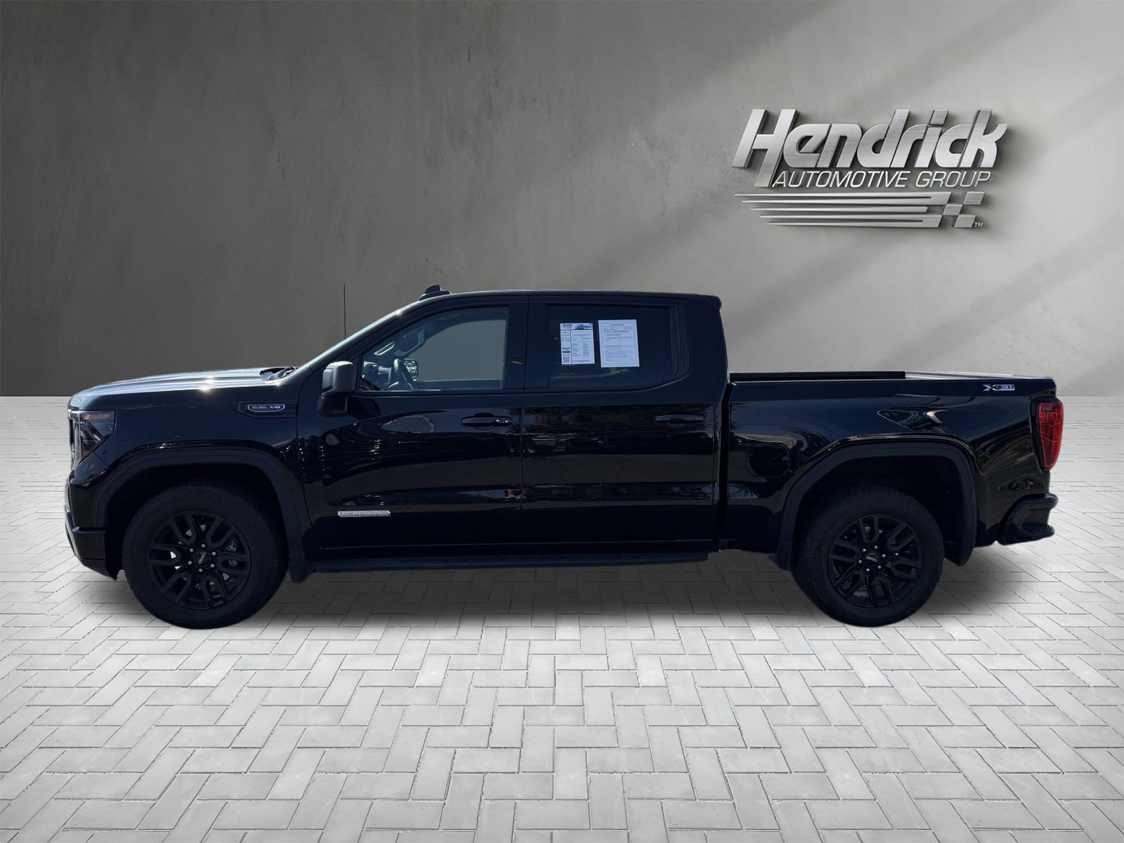 Used 2024 GMC Sierra 1500 Elevation w/ X31 Off-Road Package AWD/4WD image 7
