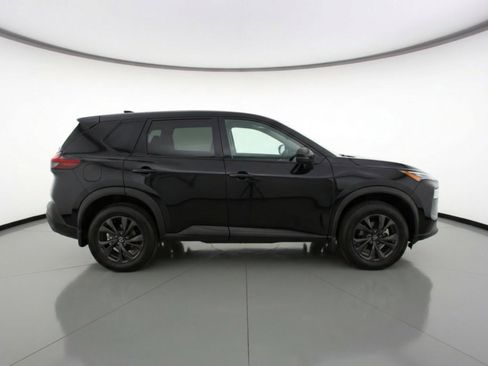 Used 2024 Nissan Rogue SV AWD/4WD image 11