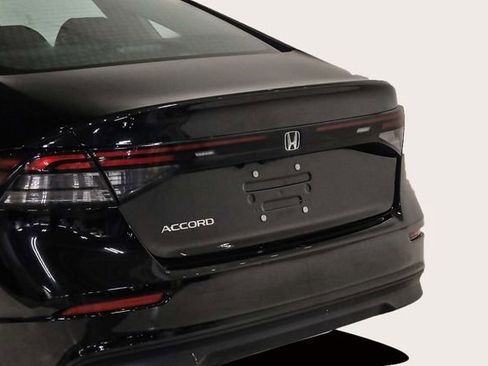 Used 2024 Honda Accord LX image 8