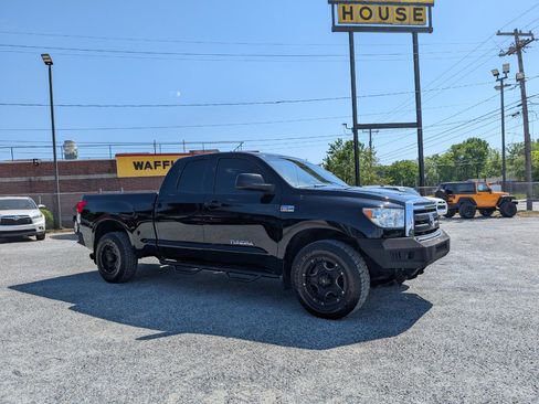 Used 2012 Toyota Tundra 2WD Double Cab w/ Tow Pkg image 3