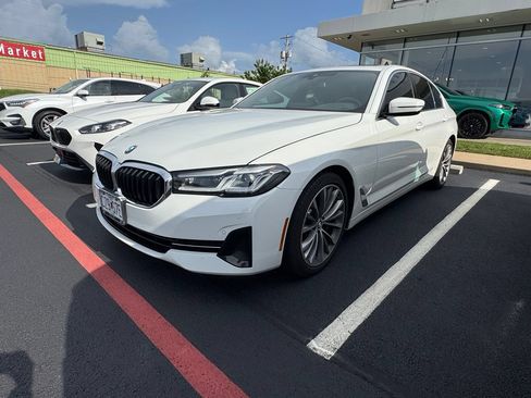Used 2023 BMW 530i xDrive w/ Convenience Package AWD/4WD image 6