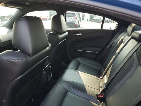 Used 2021 Dodge Charger SXT w/ Plus Group RWD image 8