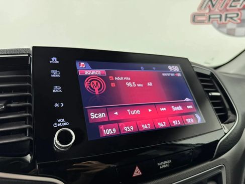 Used 2023 Honda Ridgeline Sport image 19
