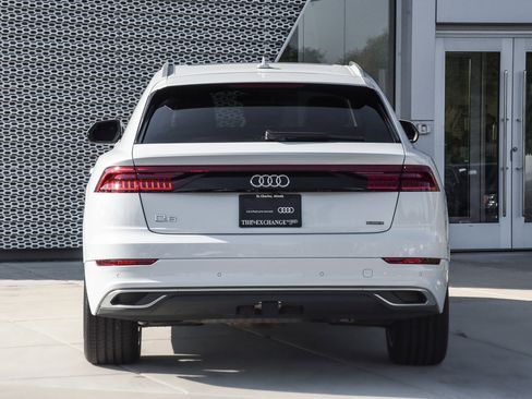 Certified 2023 Audi Q8 Premium Plus w/ Premium Plus Package image 28