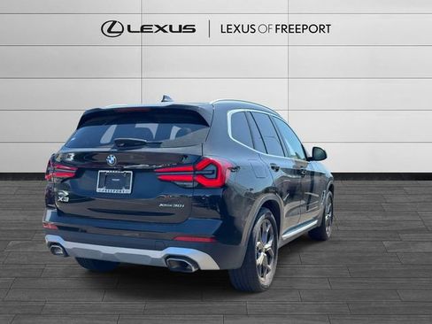 Used 2023 BMW X3 xDrive30i w/ Premium Package AWD/4WD image 4