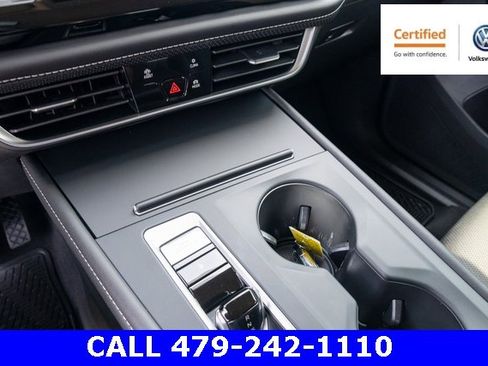 Certified 2024 Volkswagen Atlas SE image 20