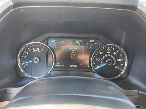 Used 2018 Ford F150 Lariat image 31