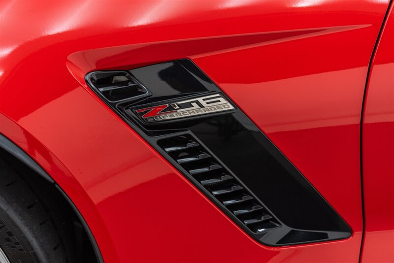 Used 2018 Chevrolet Corvette Z06 RWD image 33