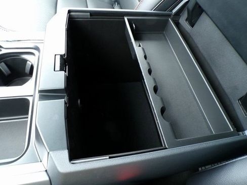 New 2025 Ford F350 Lariat w/ Lariat Ultimate Package image 31