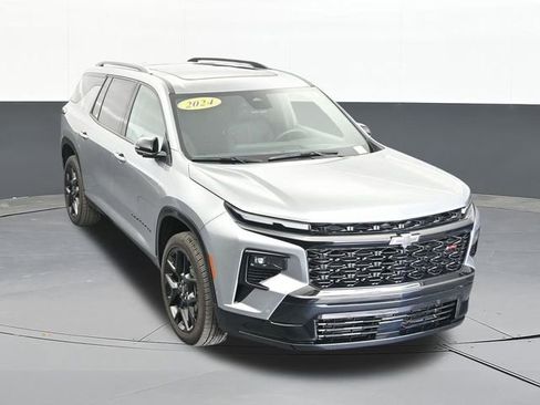 Used 2024 Chevrolet Traverse RS w/ LPO, Floor Liner Package AWD/4WD image 66