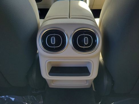 Certified 2026 Mercedes-Benz GLC 300 image 12