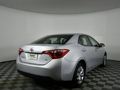 Used 2017 Toyota Corolla L image 11