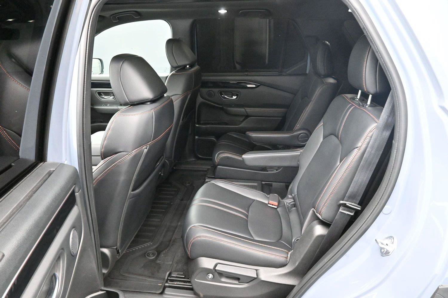 Used 2023 Honda Pilot TrailSport image 33