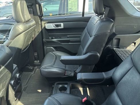 Used 2020 Ford Explorer ST w/ Premium Technology Package AWD/4WD image 10