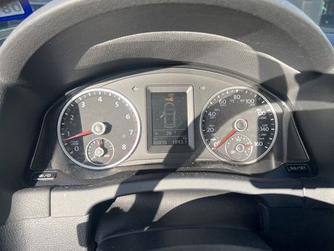 Used 2017 Volkswagen Tiguan Wolfsburg Edition image 10