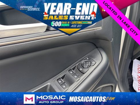 Used 2022 Ford Edge SEL w/ Convenience Package image 17