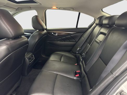 Used 2018 INFINITI Q50 Luxe w/ Essential Package (3.0T Luxe) AWD/4WD image 36