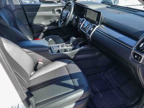 Certified 2023 Kia Sorento S w/ Panoramic Sunroof Package image 12