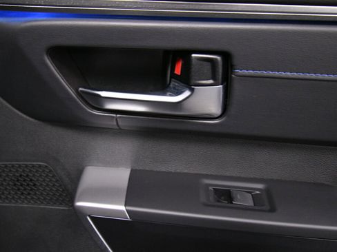 Used 2024 Toyota Tundra Platinum image 25