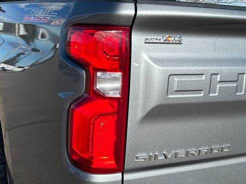 Used 2021 Chevrolet Silverado 1500 LT Trail Boss w/ Convenience Package II image 33
