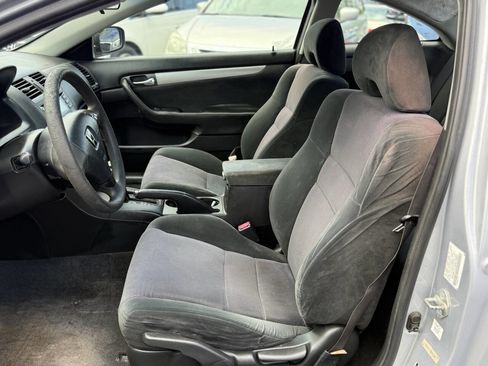 Used 2004 Honda Accord LX image 11
